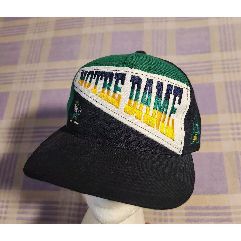 Vintage Notre Dame Fighting Irish SnapBack Hat Fans Big Logo Colorblock 90s